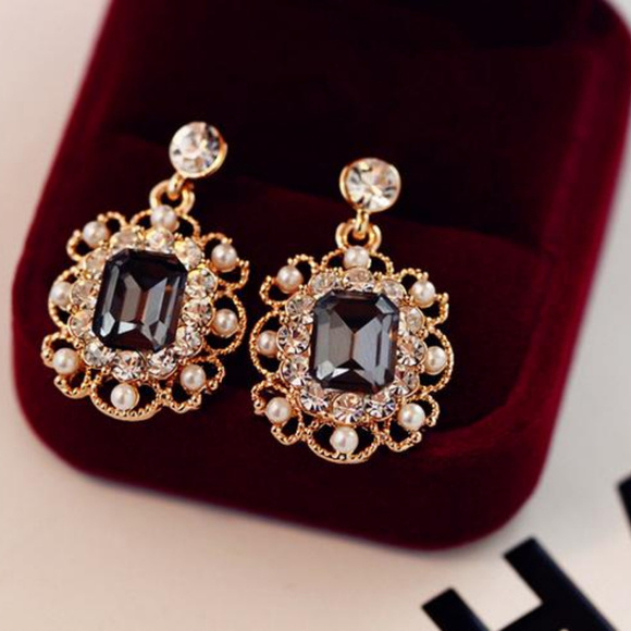 Crystal small Jewelry Pearls Square Earrings - Picture 3 of 8